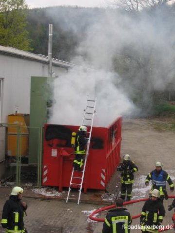 2011_04_17 Containerbrand Leopold 04